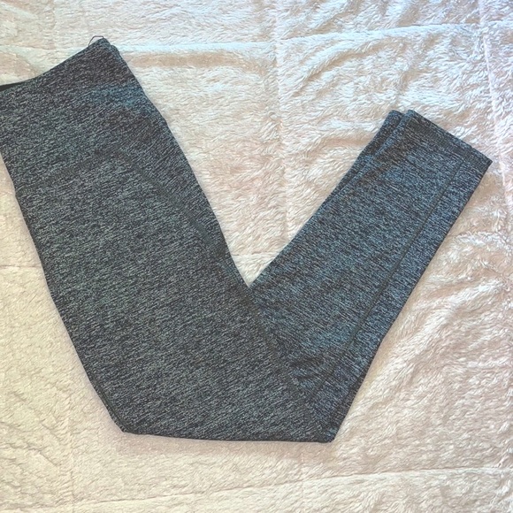 Active pants - Picture 2 of 7